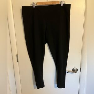 Women’s Marika 2X black workout pants. Never worn. Smoke-free home.